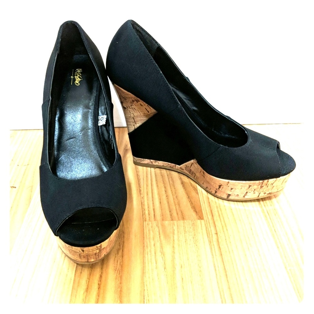 Mossimo Black Wedges